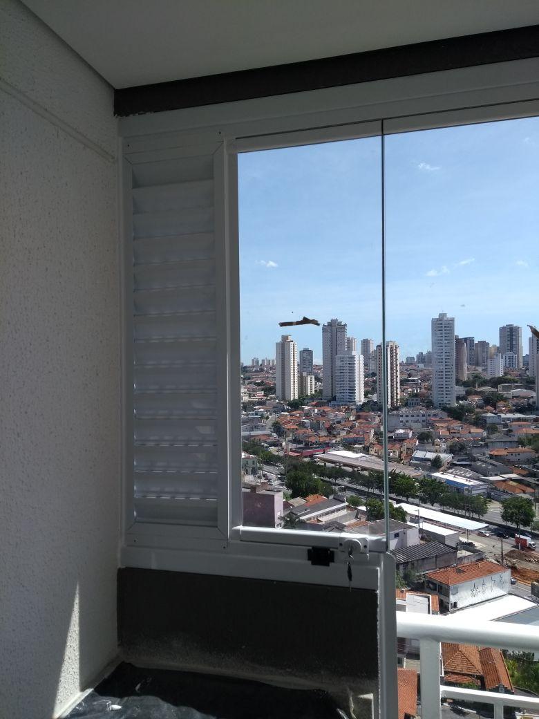 Obra Concluída- Sacada e Ventilação Permanente (Palheta) Cond. Class Anália Franco